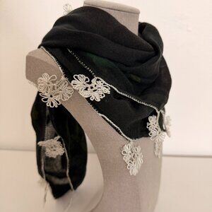 Collectable Traditional Turkish Vintage 40s-50s Oya Scarf Black, Green & Silver